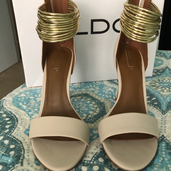 ALDO Beige/tan/nude Pumps - Picture 2 of 3